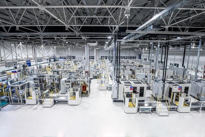 智能微米工廠加持，星越L雷神Hi·X油電混動版開啟預售